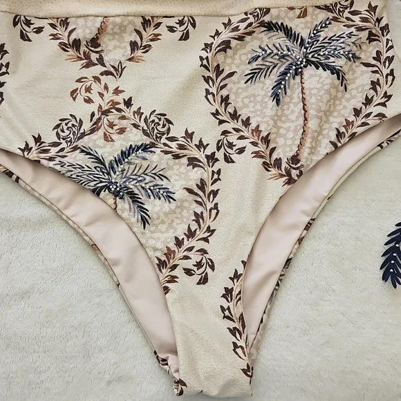 NWT Cosita Linda Elegant Palm Print One-Piece Swimsuit:Tan/brown/navy: Size- Med - Picture 4 of 13